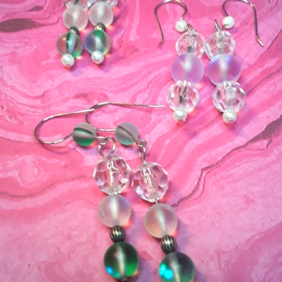 Set of Dangle Long Earrings Clear,Green and Pink Lot of 3, Earrings ♡ - Picture 7 of 12